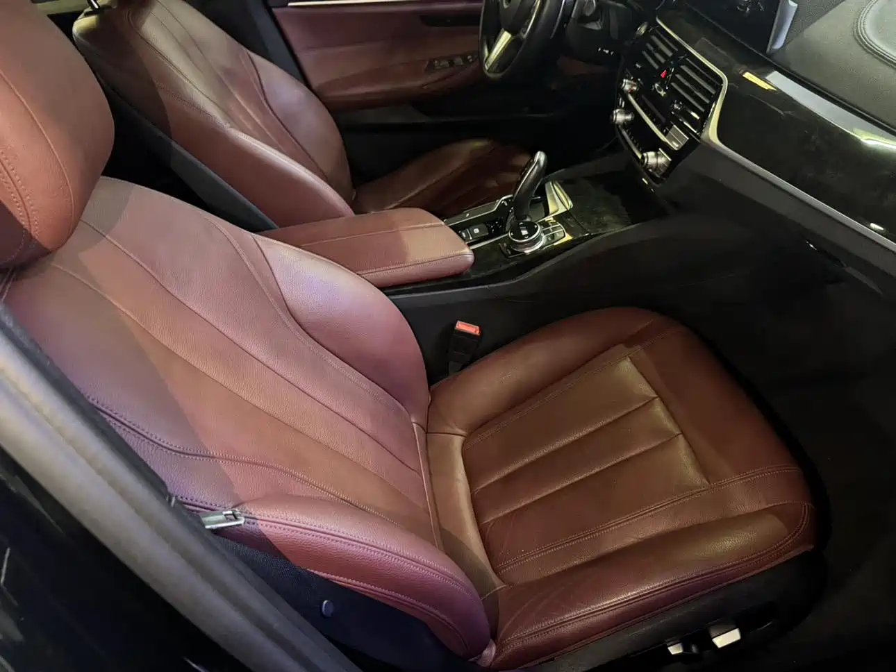 BMW 5 Series 2019 530Li Leading M Sport Package фото 5