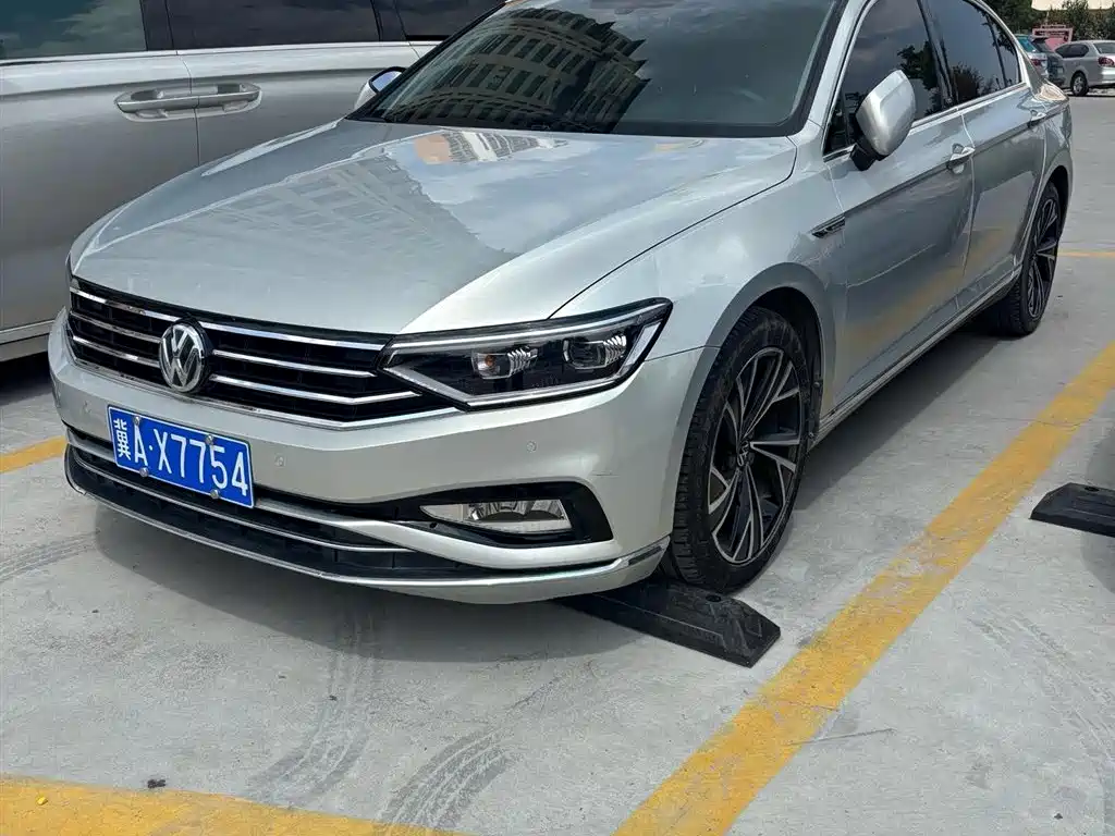 Volkswagen Magotan 2020 330TSI DSG Leading