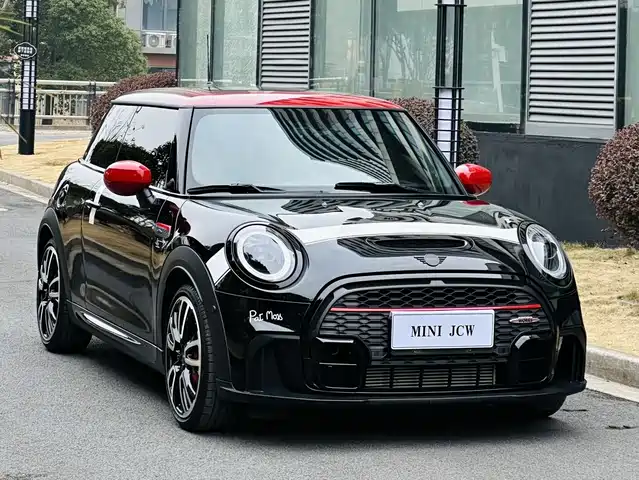 MINI JCW 2023 2.0T JOHN COOPER WORKS Pat Moss Tribute Edition