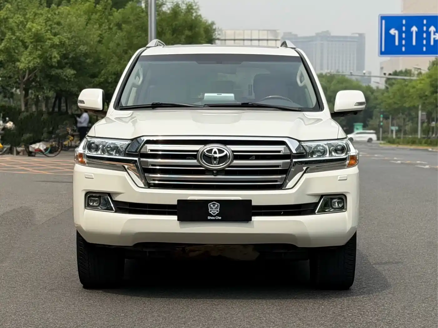 Toyota Land Cruiser (Import) фото 2