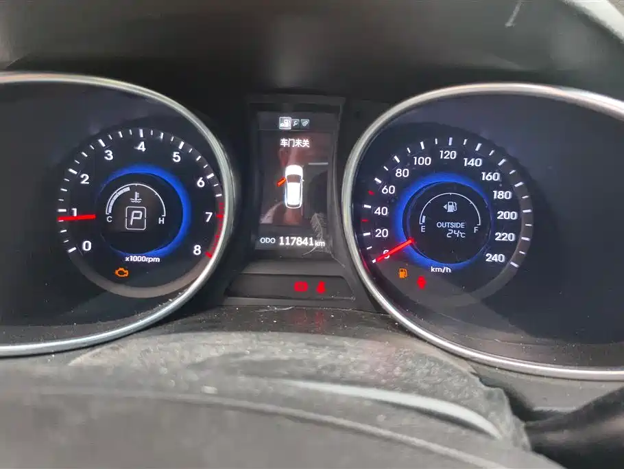 Hyundai Santa Fe 2013 Model 2.4L Automatic 4WD Comfort фото 14