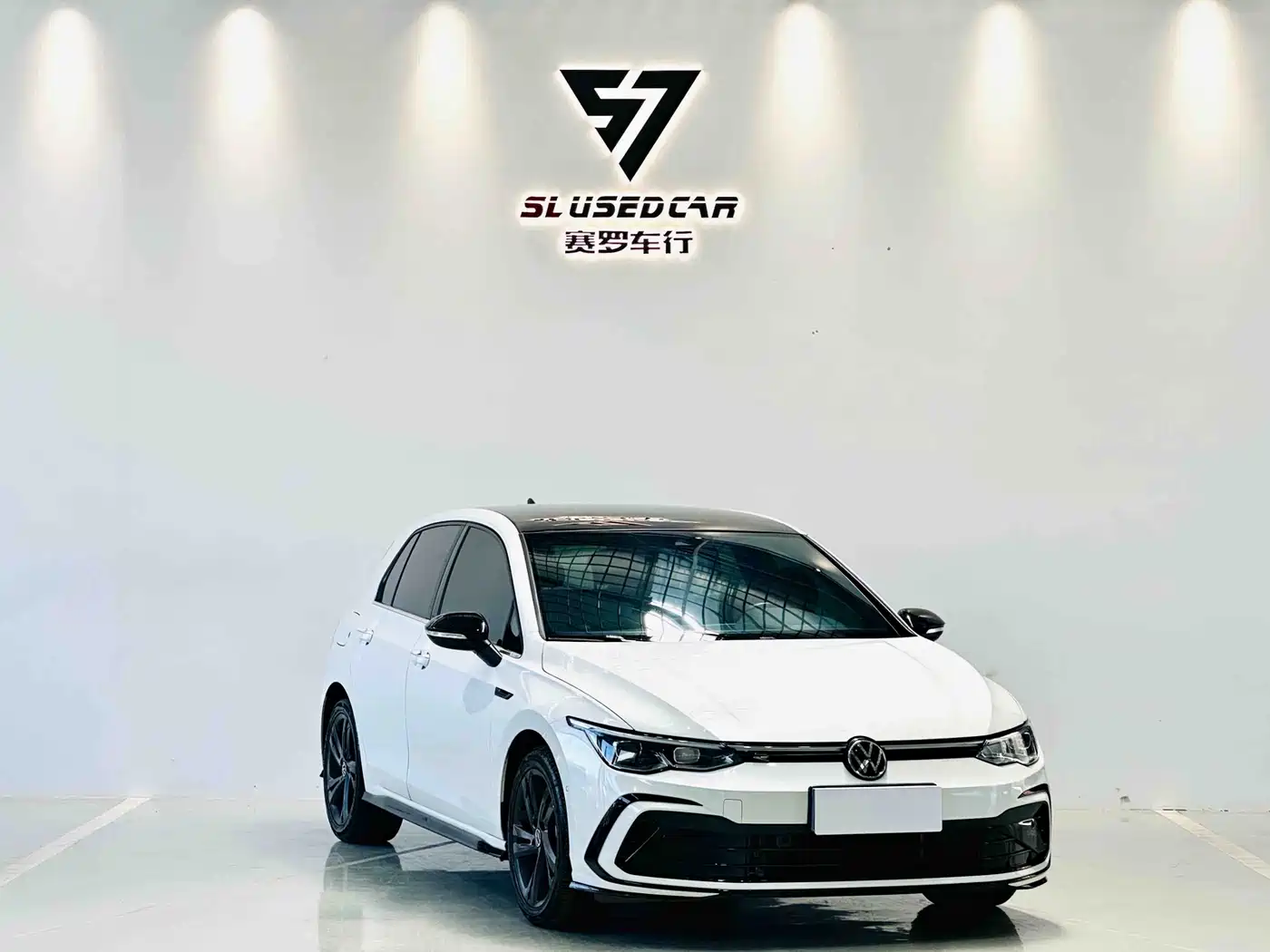 Volkswagen Golf 2021 280TSI DSG R-Line фото 3