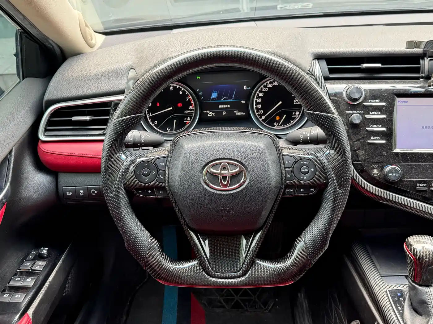 Toyota Camry 2018 2.0G Luxury Edition фото 5