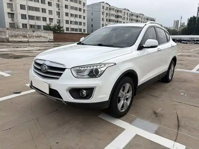  Besturn Besturn X80 2015 2.0L Automatic Comfort Anniversary Edition