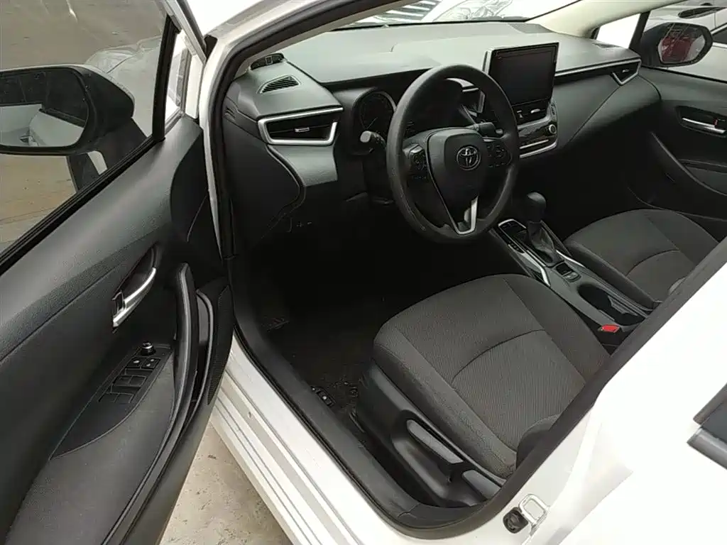 Toyota Corolla 2021 TNGA 1.5L CVT Elite Edition фото 16
