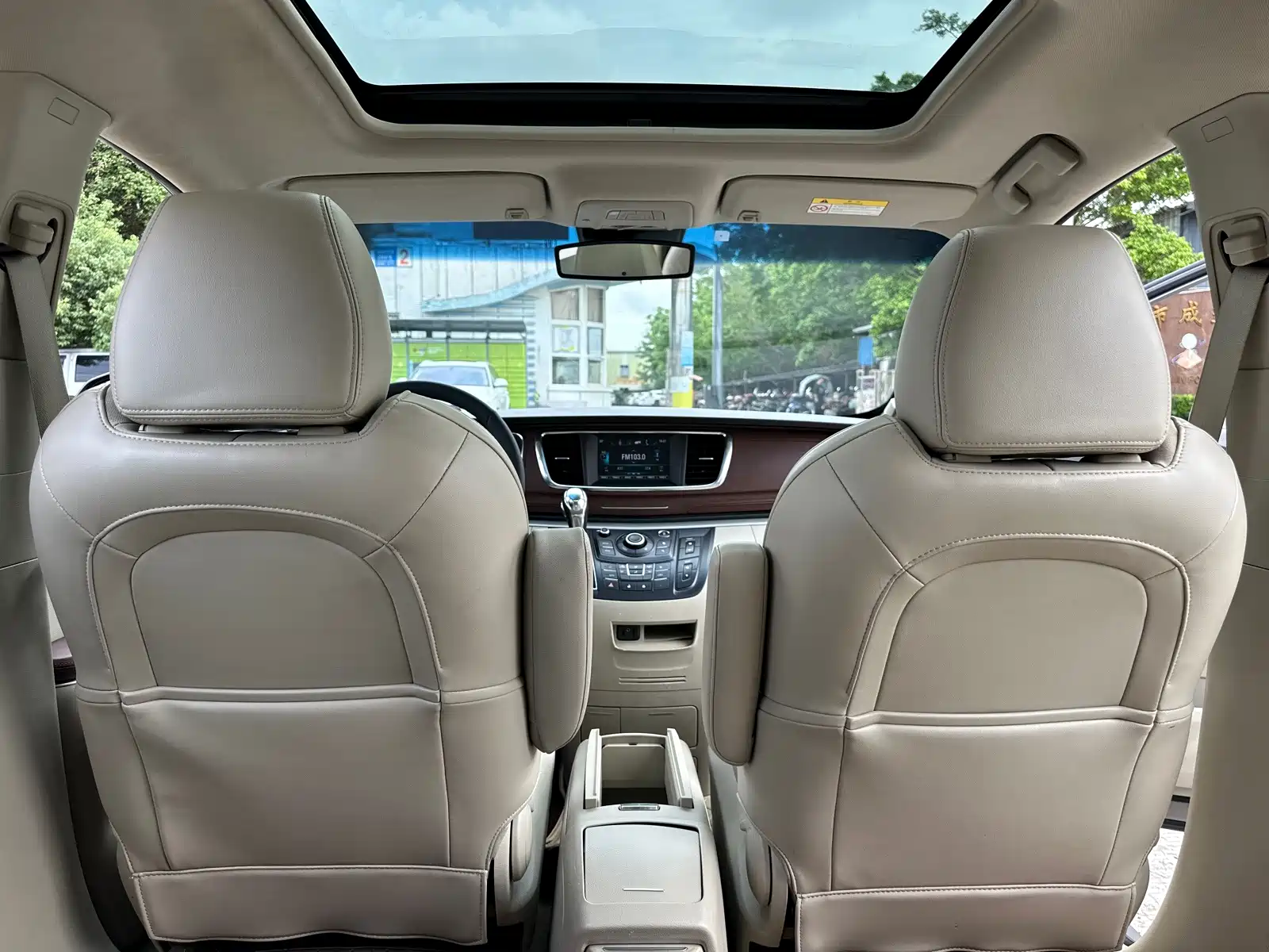 Фото 19 - Buick GL8