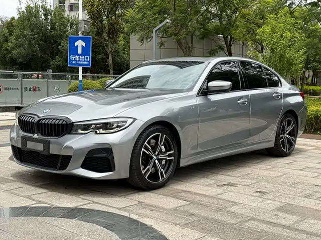 BMW 3 Series 2021