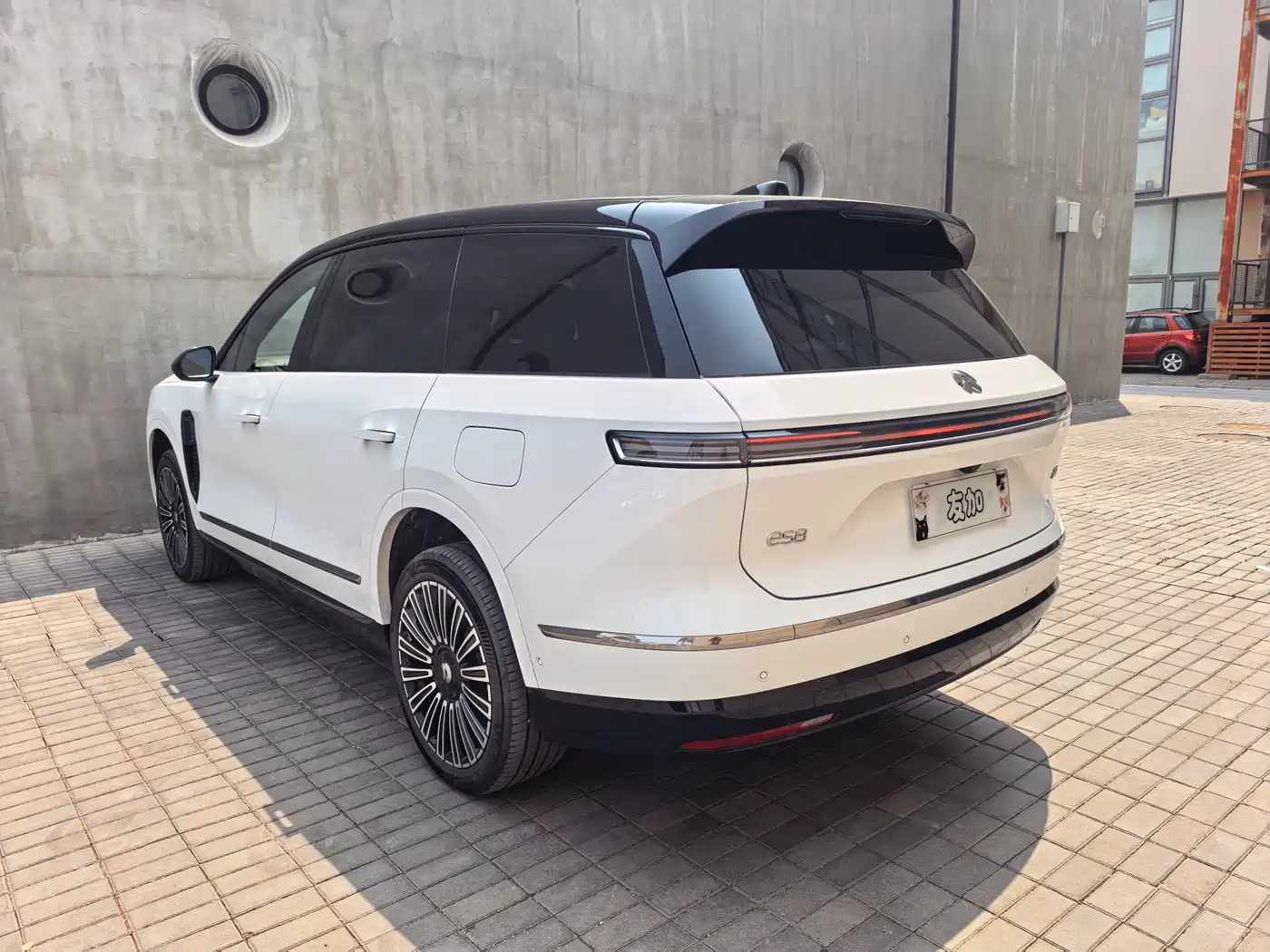 NIO ES8 2025 Base Model 7-Seater фото 7