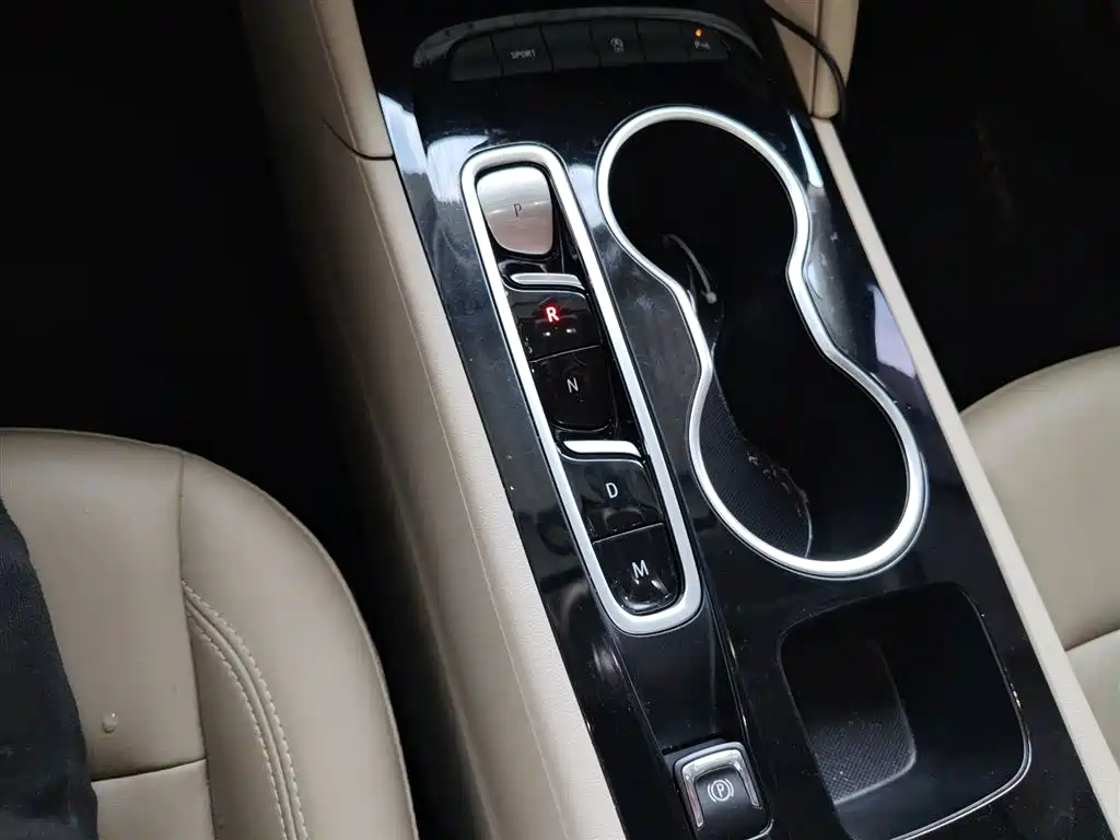Buick Regal 2020 552T Elite фото 10