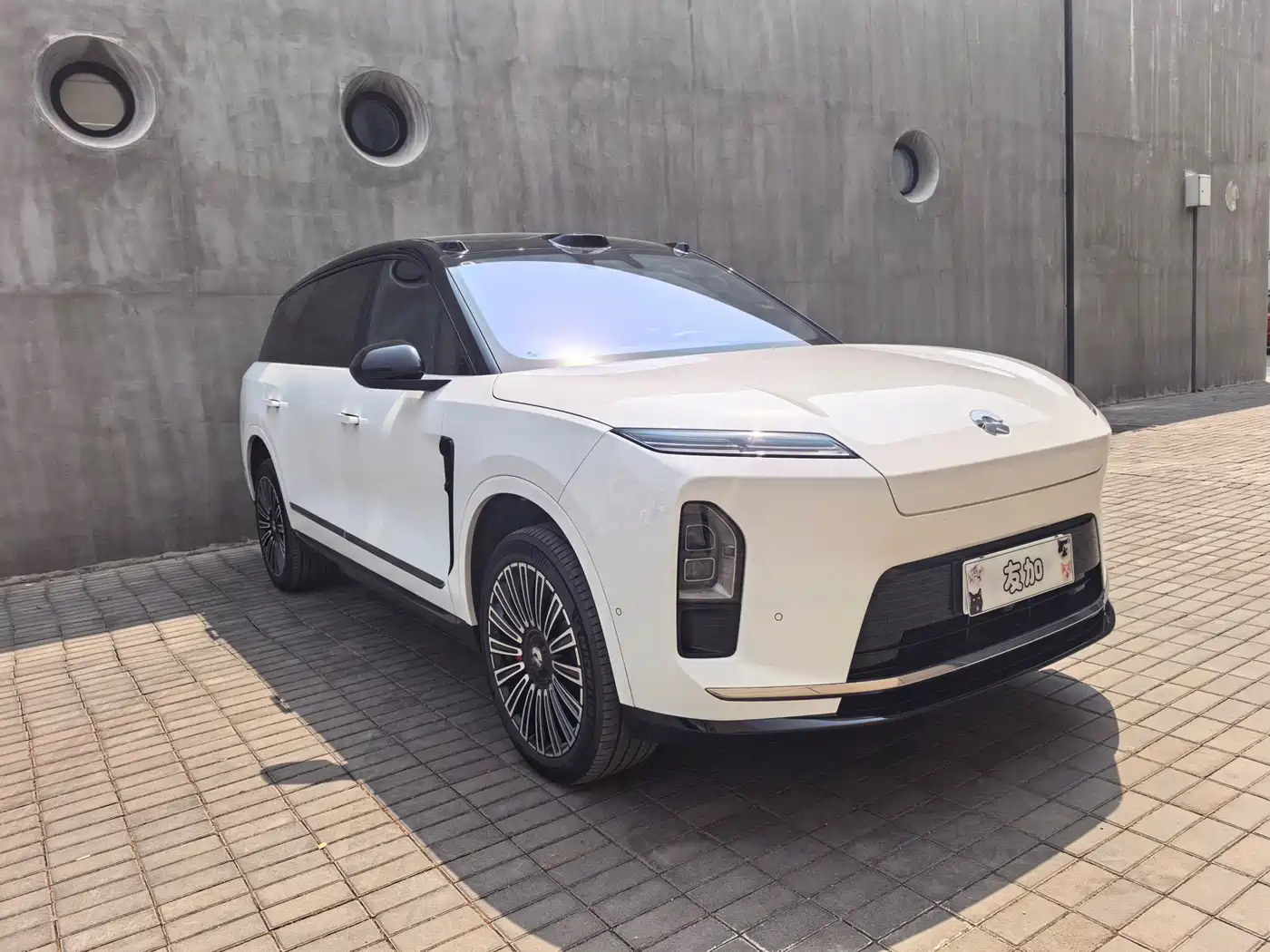 NIO ES8 2025 Base Model 7-Seater фото 3