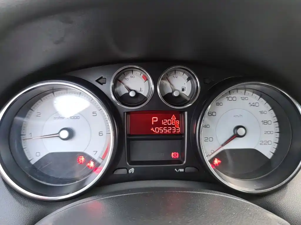 Peugeot 308 2014 2014 Model Joy Edition Classic 1.6L Automatic Trend Style
