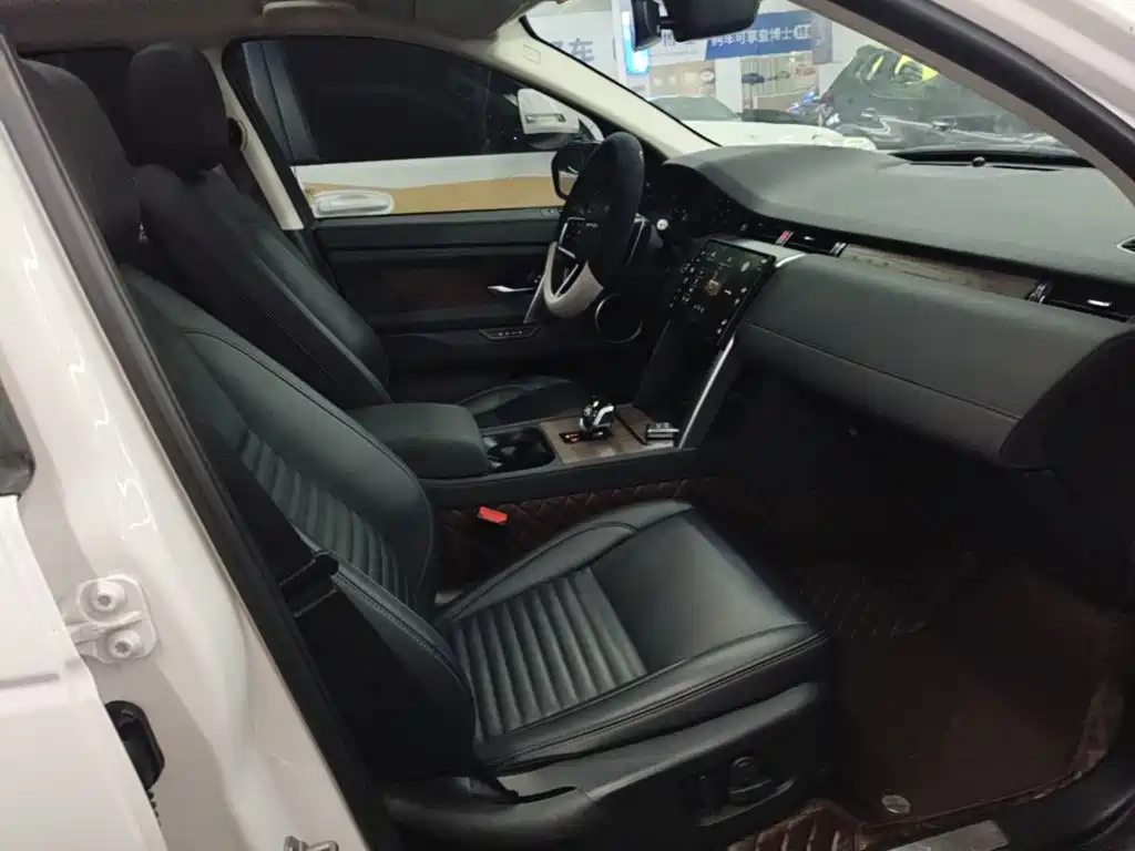 Фото 25 - Land Rover Discovery Sport
