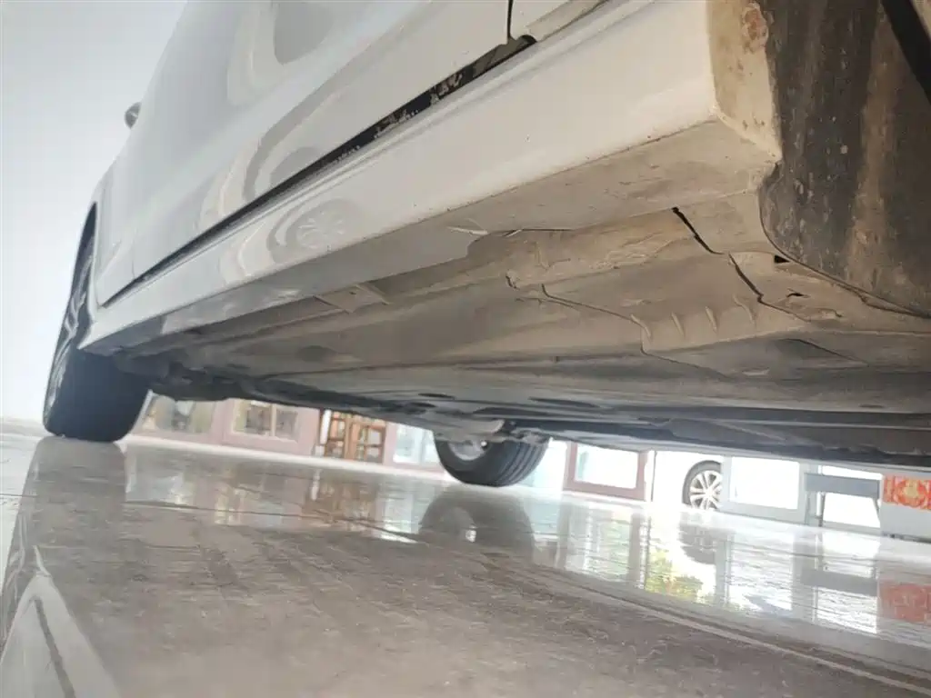 Volkswagen Golf 2016 230TSI Automatic Comfort фото 21