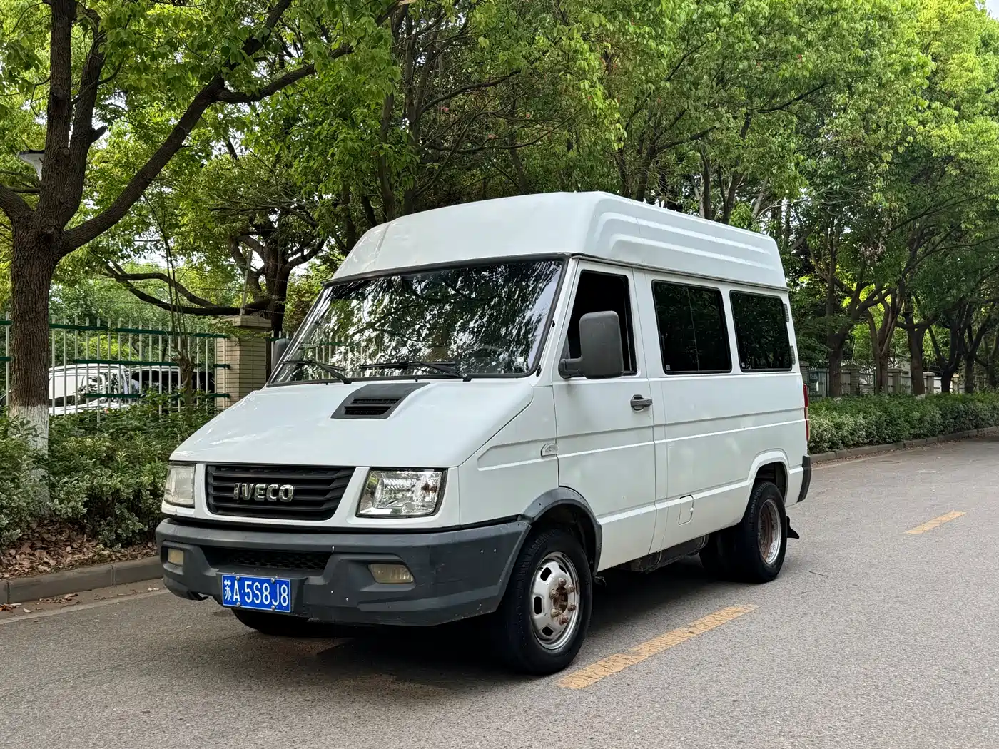 Iveco Daily 2018 2017 Model 2.5T A35 Bus 5-7 Seats 47Z5