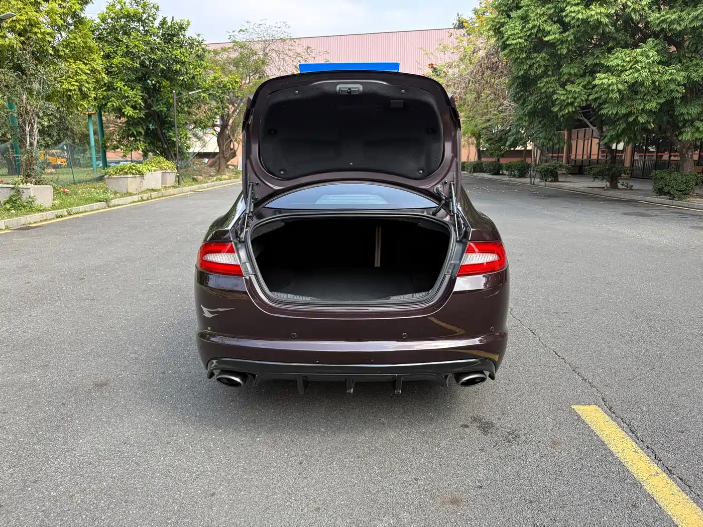 Jaguar XF 2015 2015 XF 2.0T Style Edition