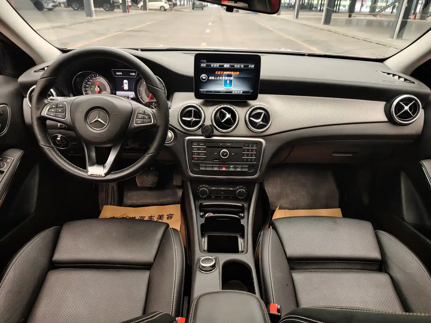 Mercedes-Benz GLA 2016 GLA 200 Dynamic фото 13