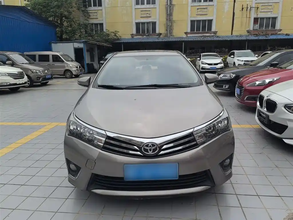 Toyota Corolla 2017 1.2T CVT GL фото 3