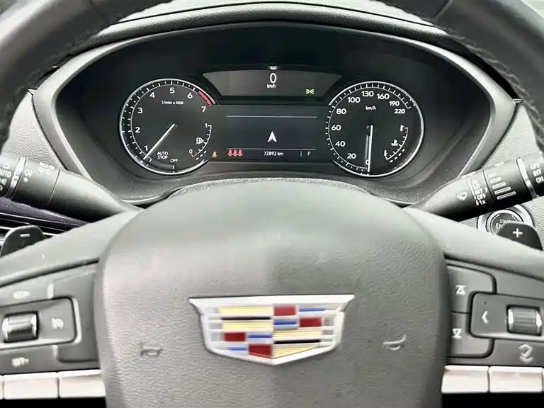 Cadillac XT4 2026 2022 28T FWD Luxury