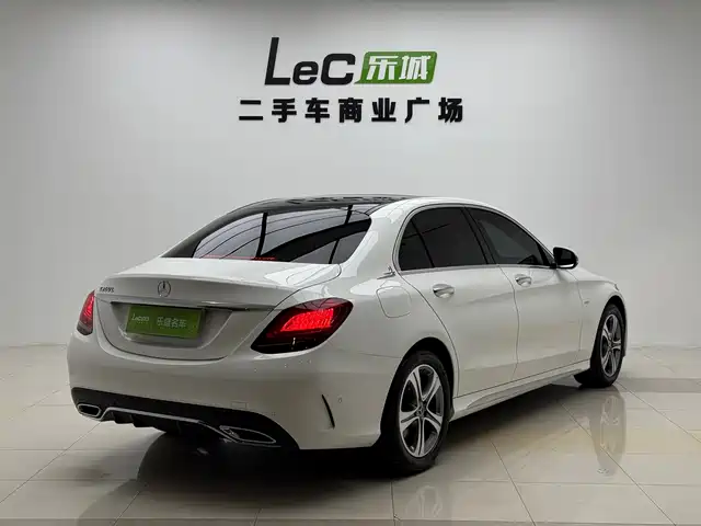 Mercedes-Benz C-Class 2021 C 260 L Sport Edition — фото 4