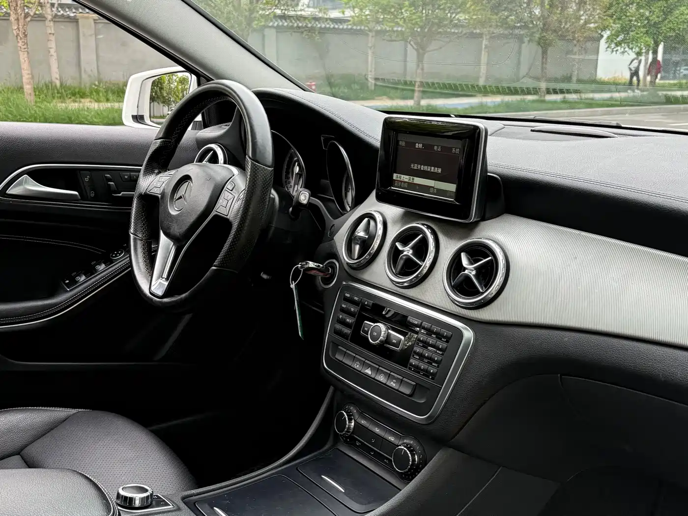 Mercedes-Benz GLA 2015 2015 GLA 200 Fashion