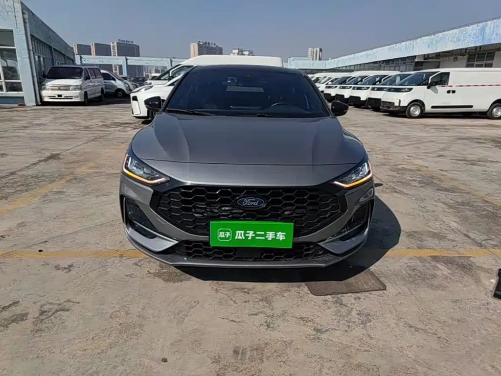 Photo 3 - Ford Focus