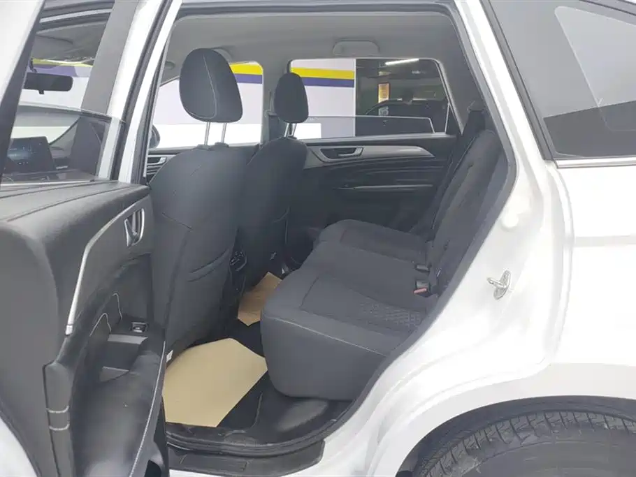 Haval M6 2021 PLUS 1.5T DCT Elite Smart Connect фото 11