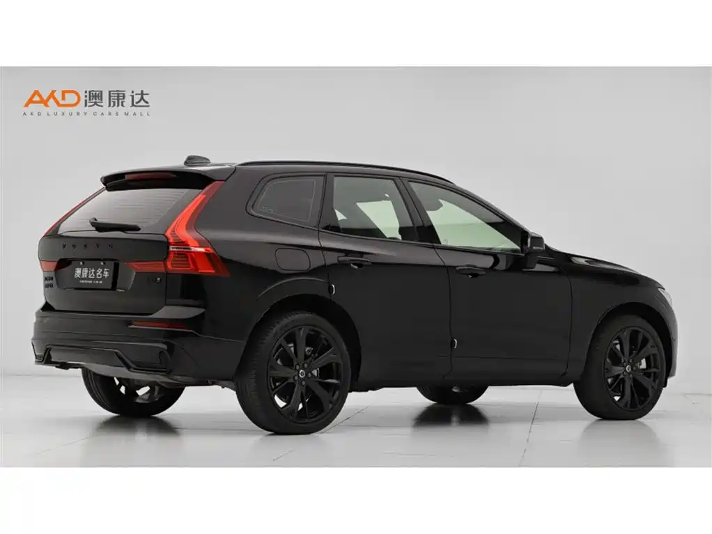 VOLVO XC60 PLUG IN HYBRID