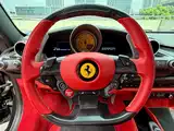 Photo 10 - Ferrari F8