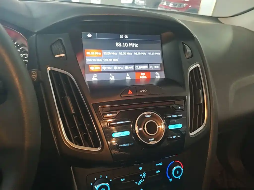 Ford Focus 2018 2018 Hatchback Classic 1.6L Automatic Comfort Smart Edition