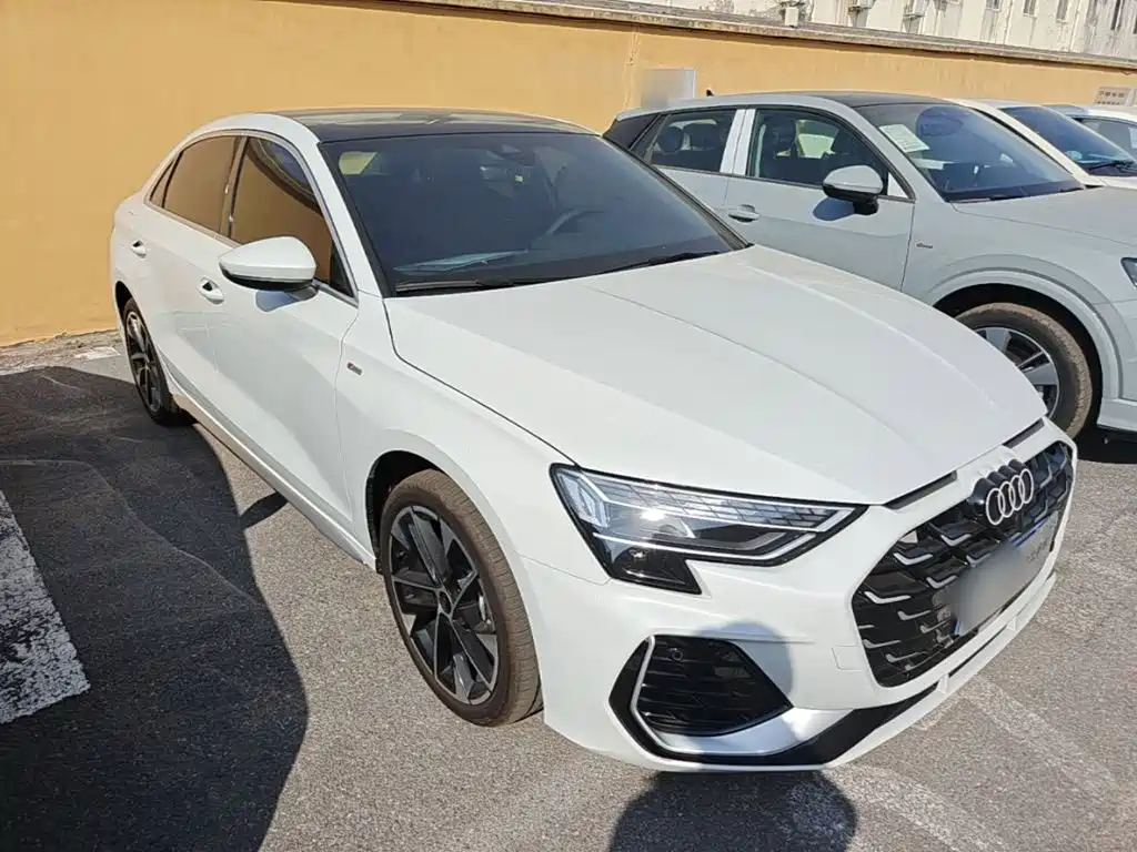 Фото 4 - Audi A3