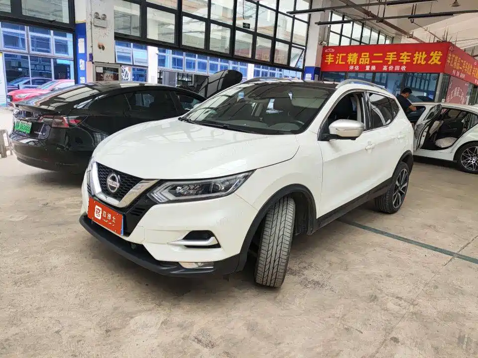 Nissan Qashqai 2022 2.0L CVT XV TOP Flagship Edition