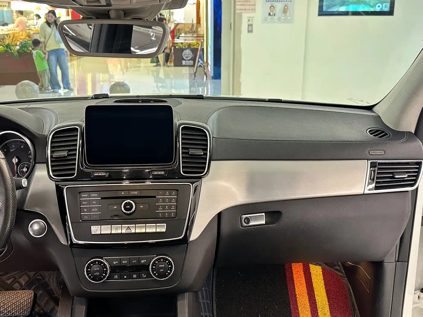 Mercedes-Benz GLE Coupe 2018 GLE 400 4MATIC Coupe SUV фото 17