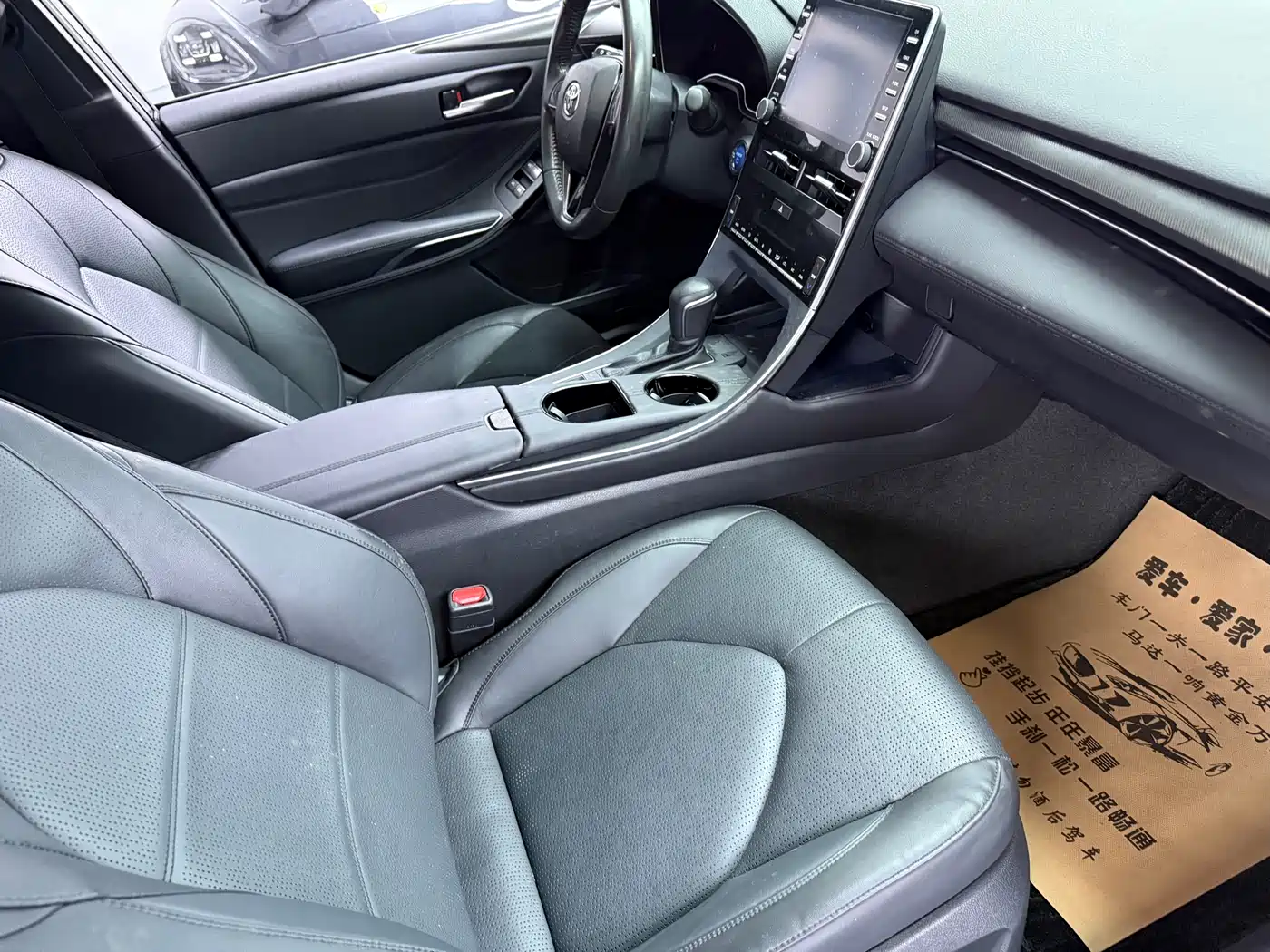 Toyota Avalon 2019 Hybrid 2.5L Luxury Edition China VI фото 7