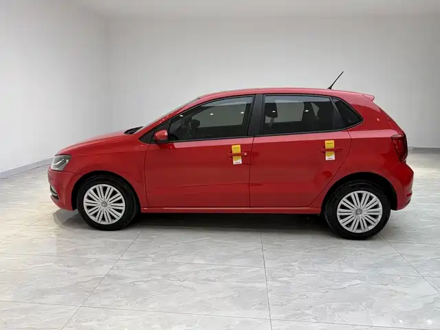 Фото 8 - Volkswagen Polo