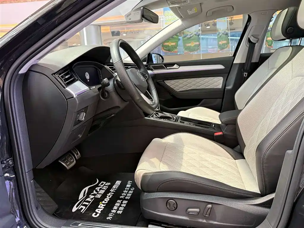 Volkswagen Magotan 2023 Model 2 Million Commemorative Edition 330TSI DSG Luxury фото 7