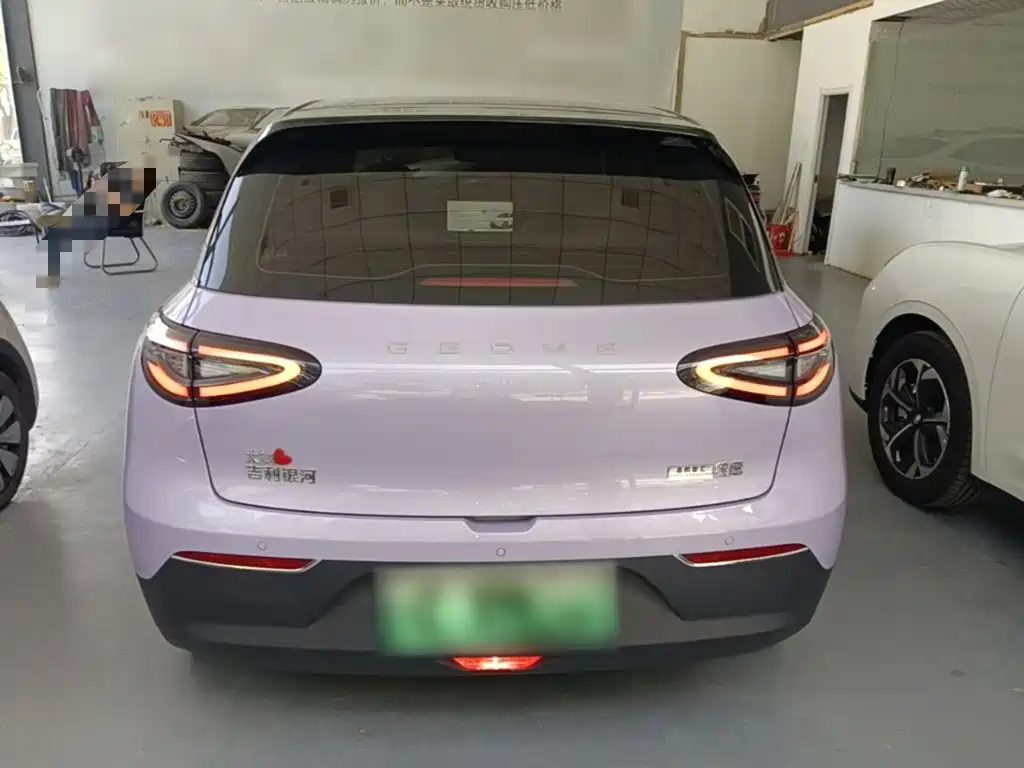 Фото 6 - Geely Galaxy Starry Wish