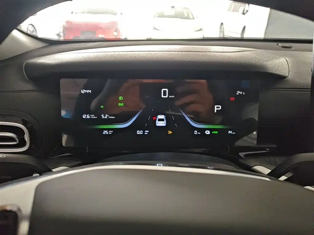 Geely Galaxy Galaxy Stellar 6 2025 60km Voyager Edition фото 12