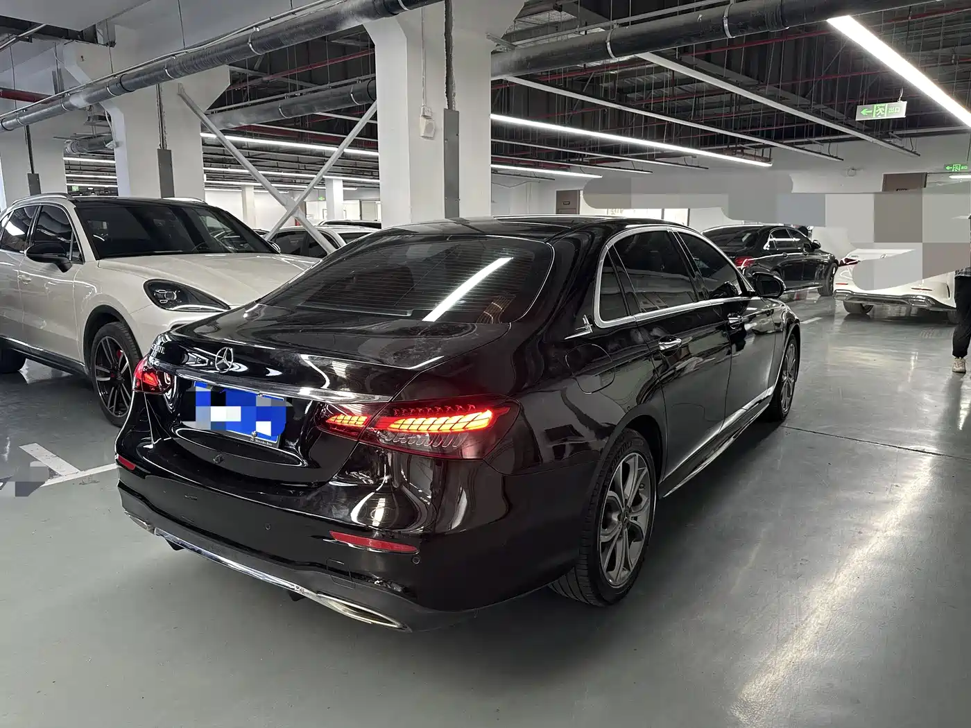 Mercedes-Benz E-Class 2022 E 300 L Sport Fashion фото 16