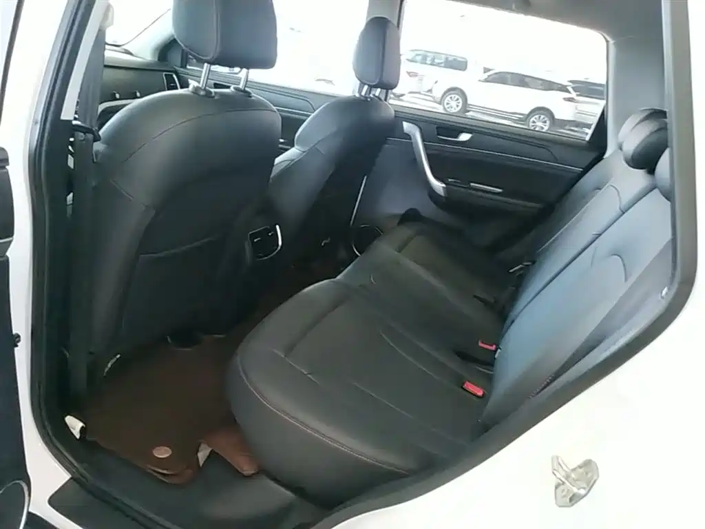 Haval M6 2019 1.5T DCT 2WD Elite Type China VI фото 17