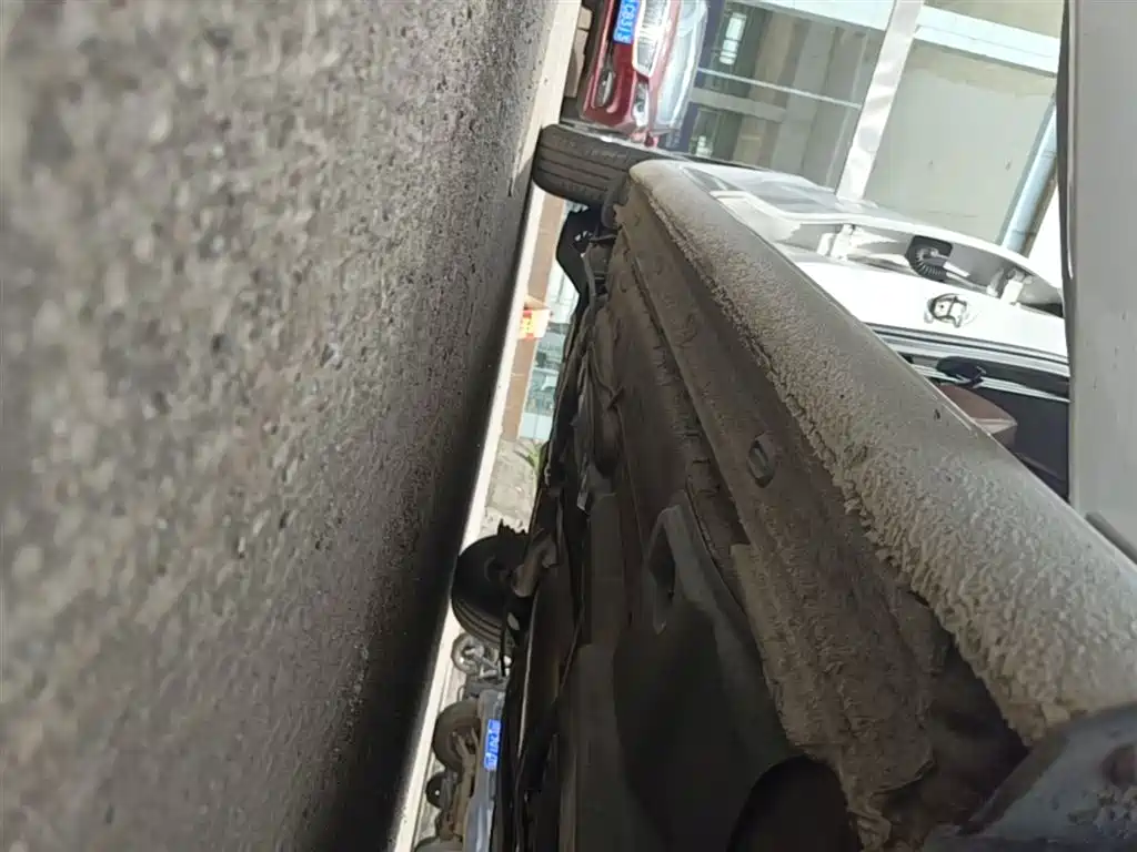 VOLKSWAGEN SANTANA