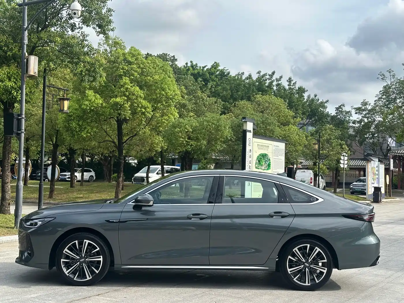 Chery Arrizo 8 PRO 2025 2025 Pro 1.6T Luxury Model+