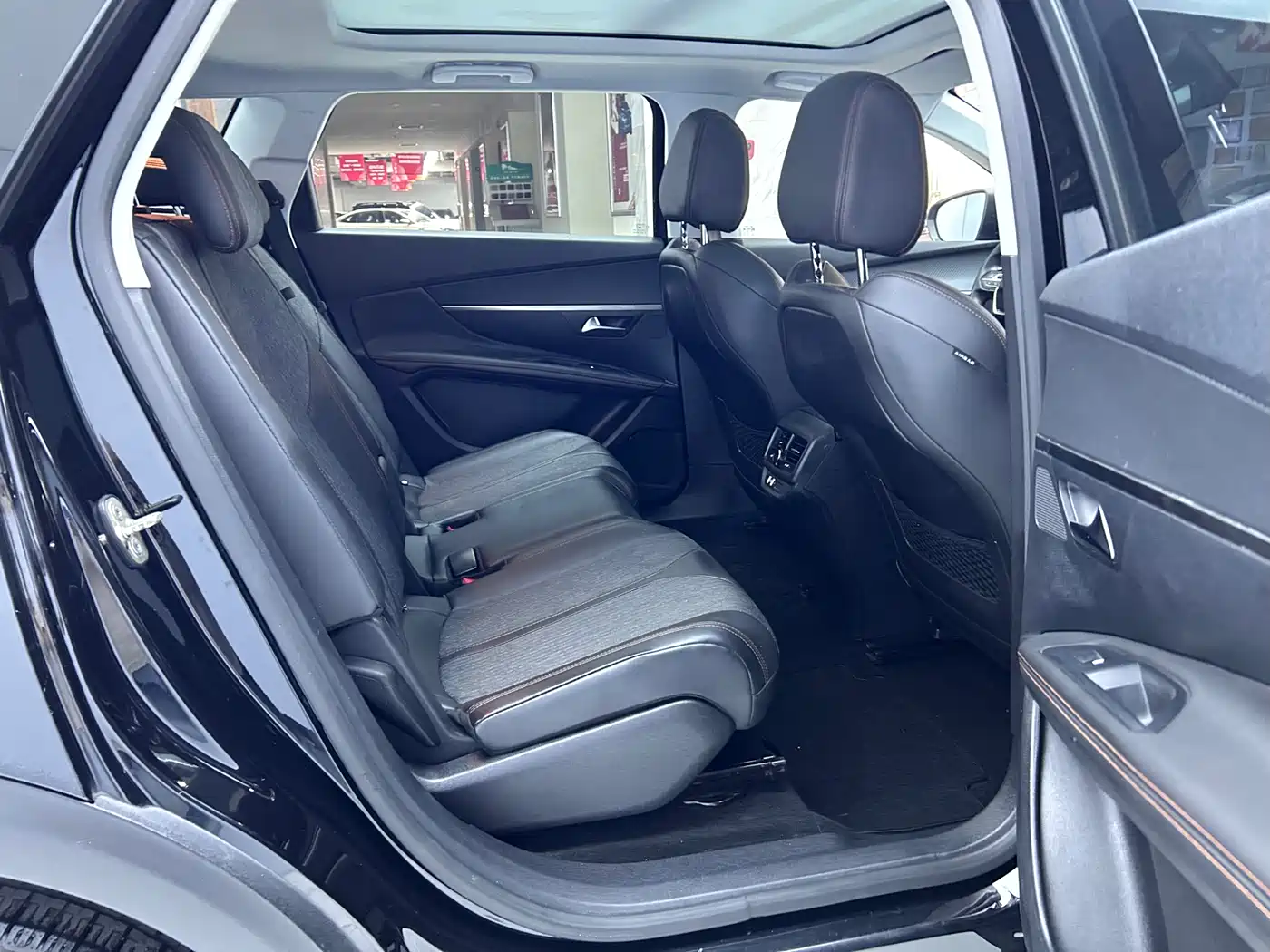 Peugeot 5008 2017 350THP 7-seat Elite Edition фото 10
