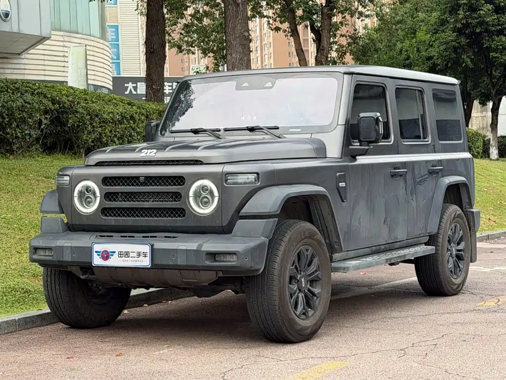 212 212 T01 2024 2.0T Explorer