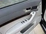 Photo 17 - Audi A6L