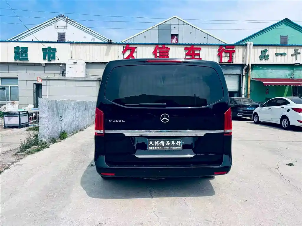 Mercedes-Benz V-Class 2016 V 260 L Premium Long фото 8