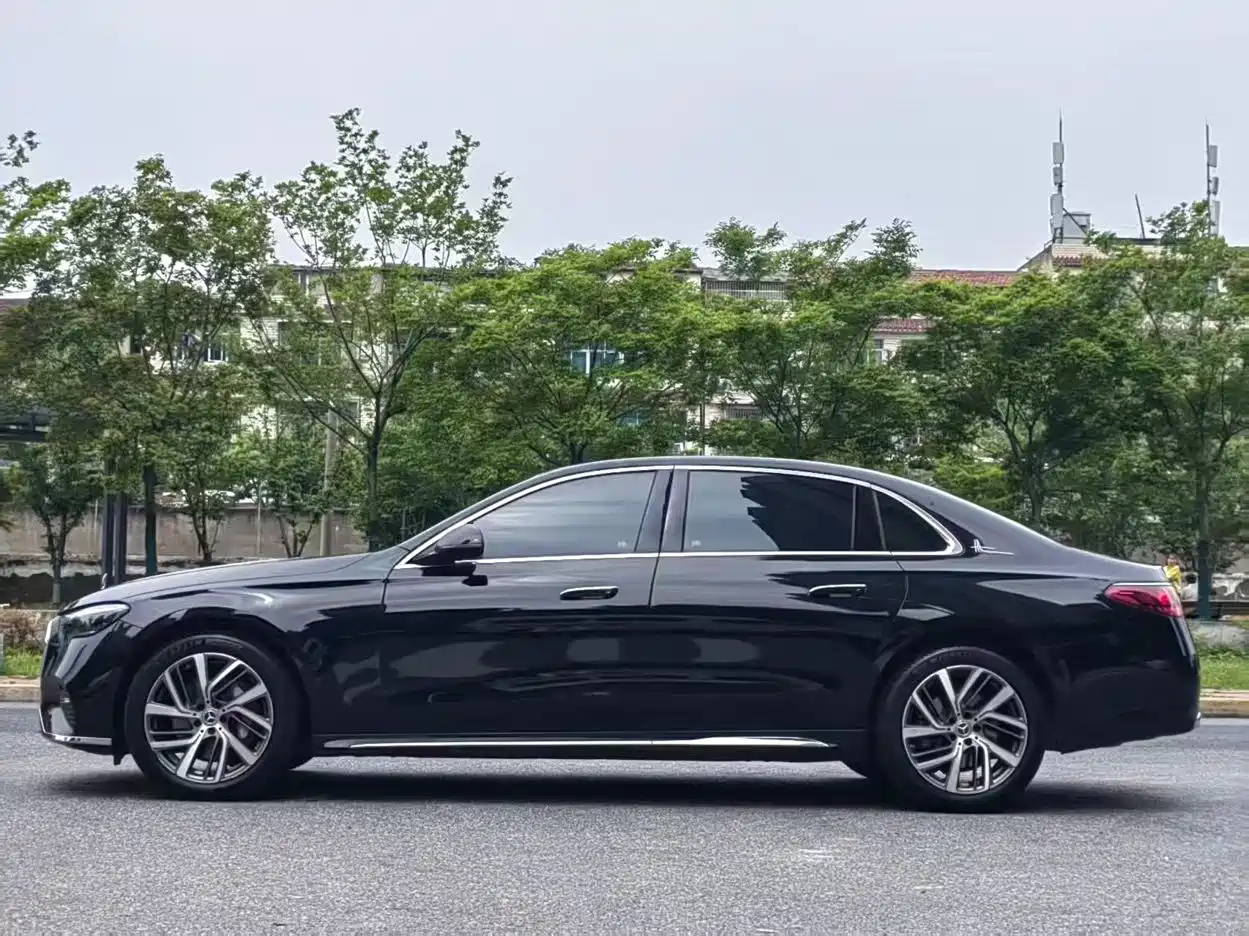 Mercedes-Benz E-Class 2026 E 300 L Fashion фото 9