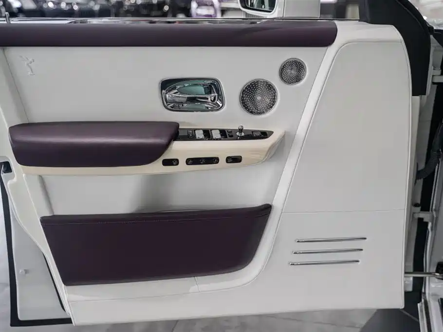 Фото 9 - Rolls-Royce Phantom