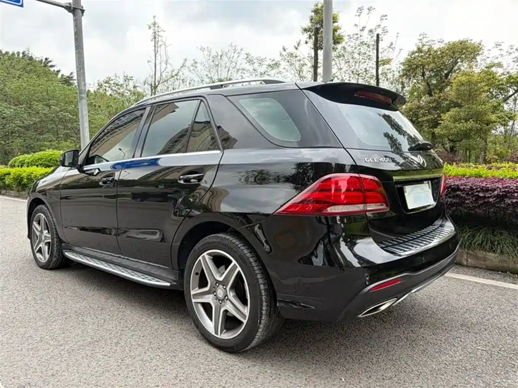 Mercedes-Benz GLE 2017 GLE 400 4MATIC фото 4