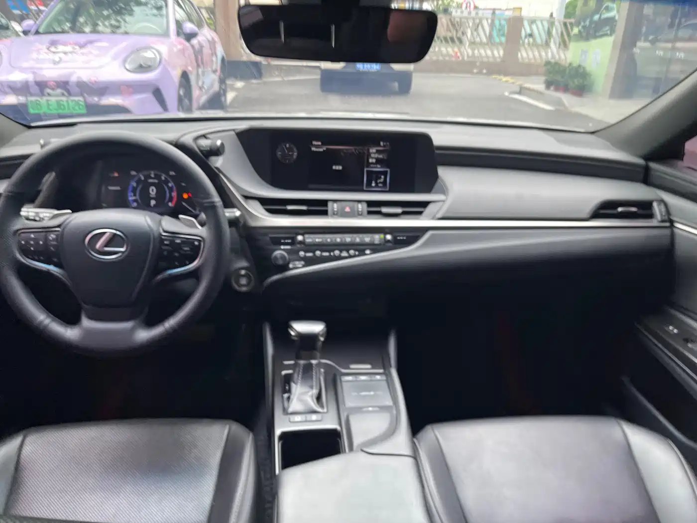 Lexus ES 2018 200 Excellence Edition (China VI) фото 3