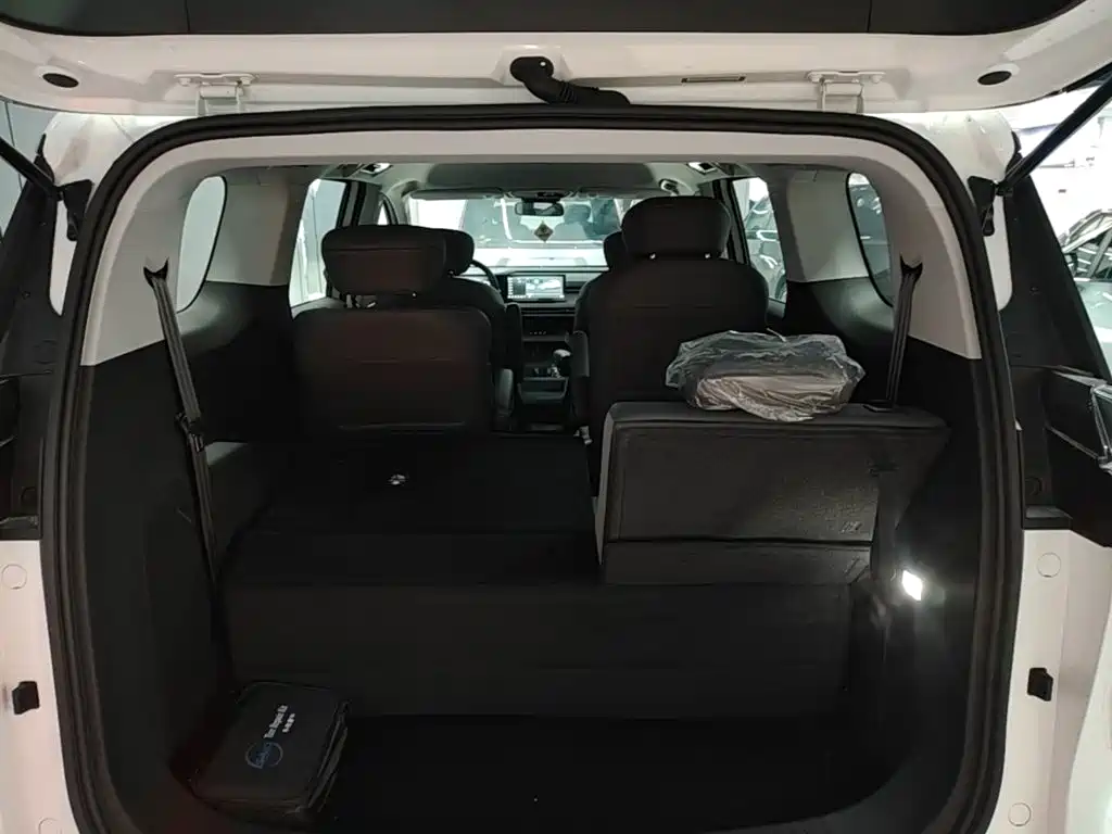 SAIC Maxus Dajia 7 2025 2024 Facelift Super Hybrid Long Range Enjoyment Edition